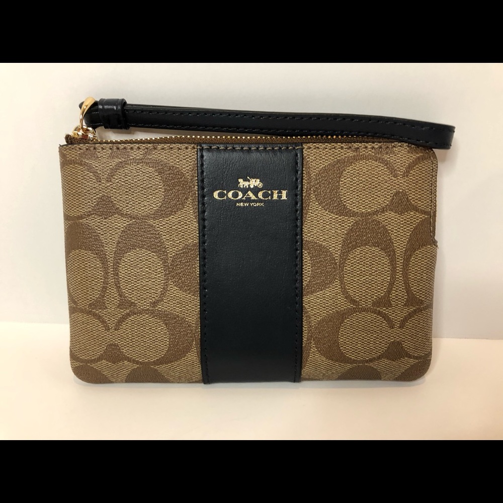 ***SOLD*****Signature Coach wristlet